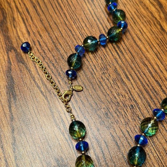 Blue and Green Beaded Necklace - Picture 4 of 4